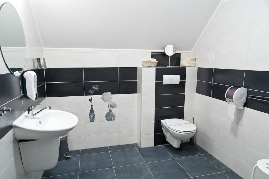 Hotel Berger Kamenice nad Lipou Extérieur photo