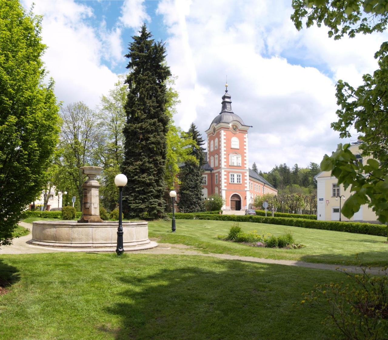 Hotel Berger Kamenice nad Lipou Extérieur photo